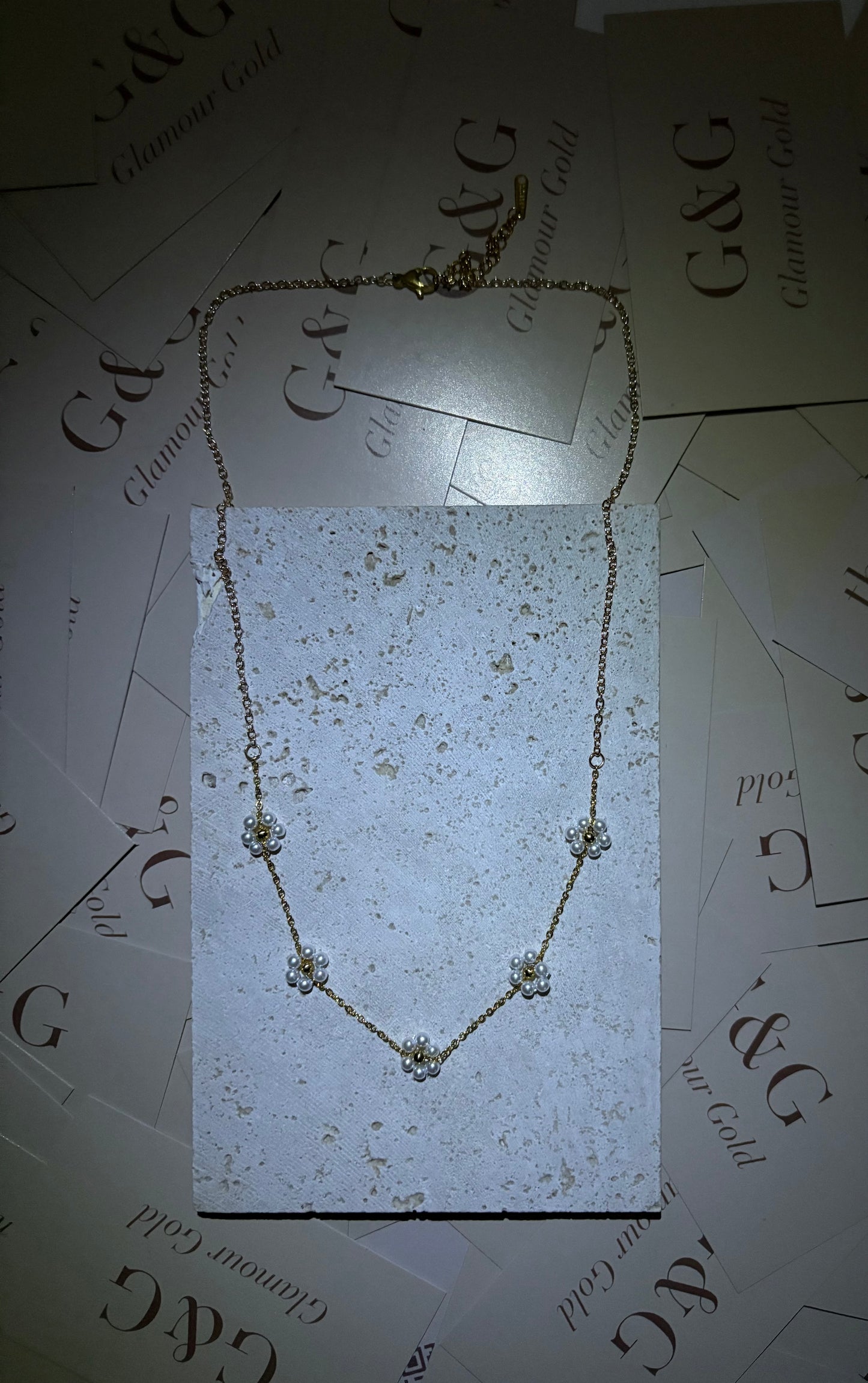 Daisy necklace