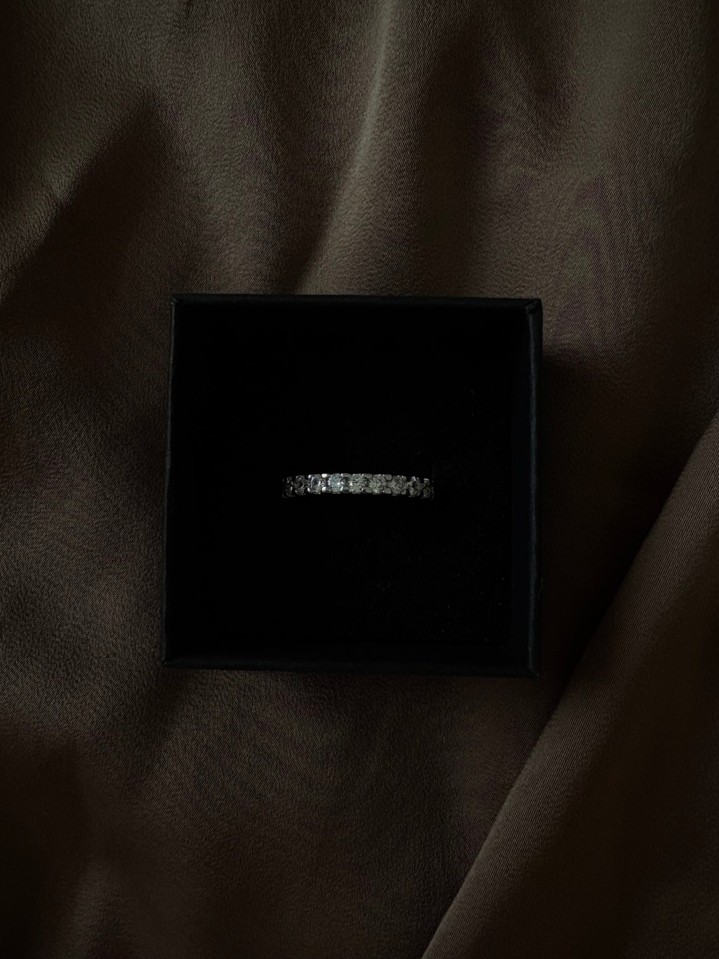 Diamanté Classic Silver