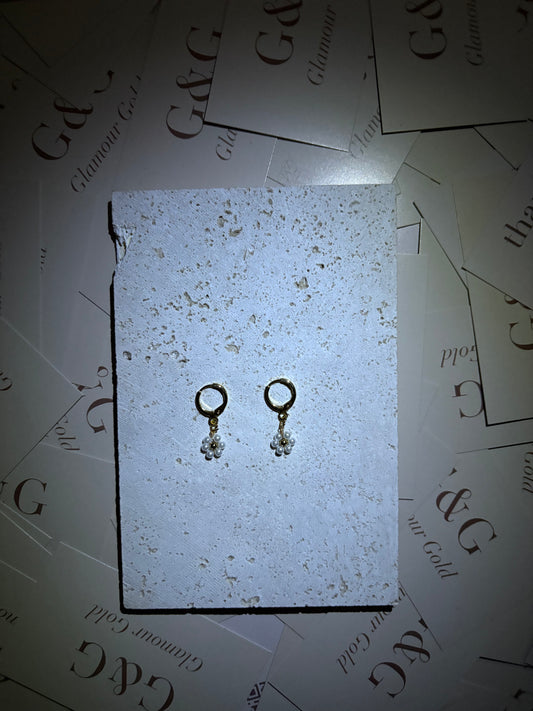 Daisy Pearl Earrings