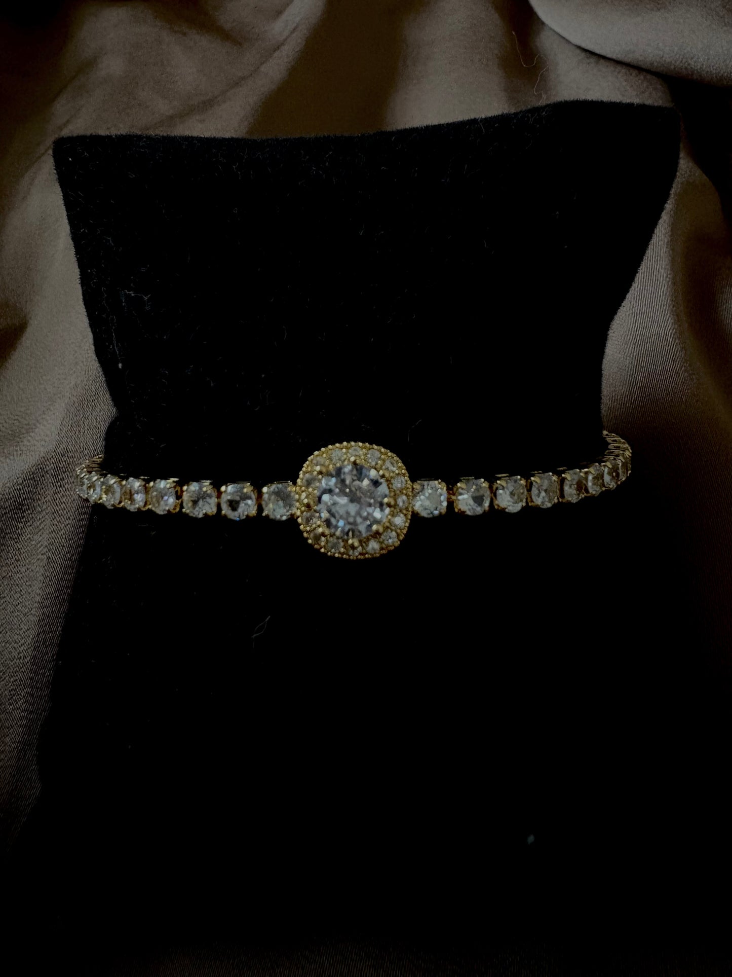 Lumine Bracelet Gold